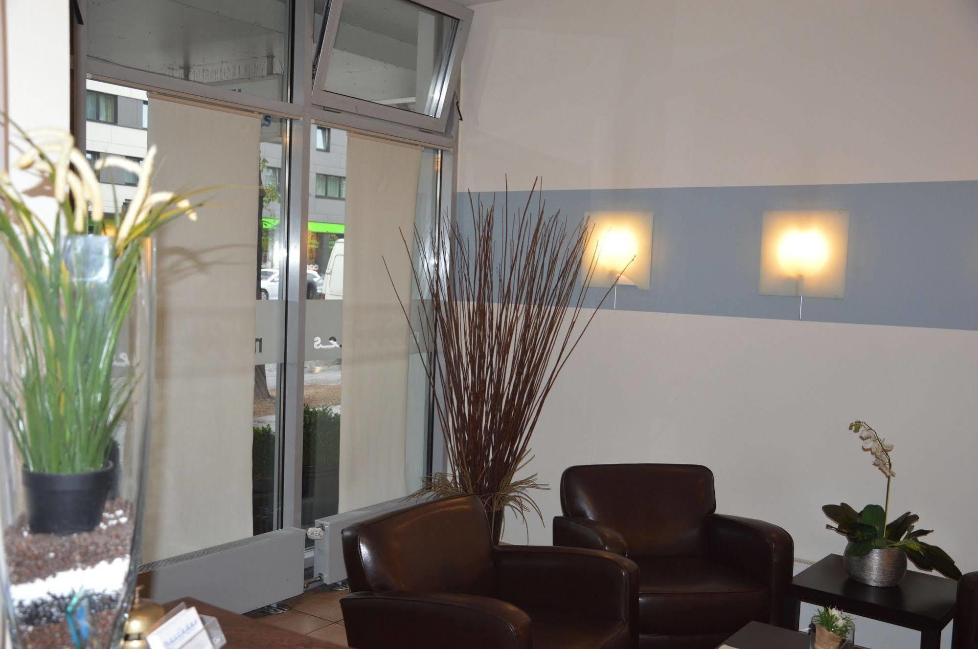 Hotel Mercedes/Centrum Hamburg Zewnętrze zdjęcie